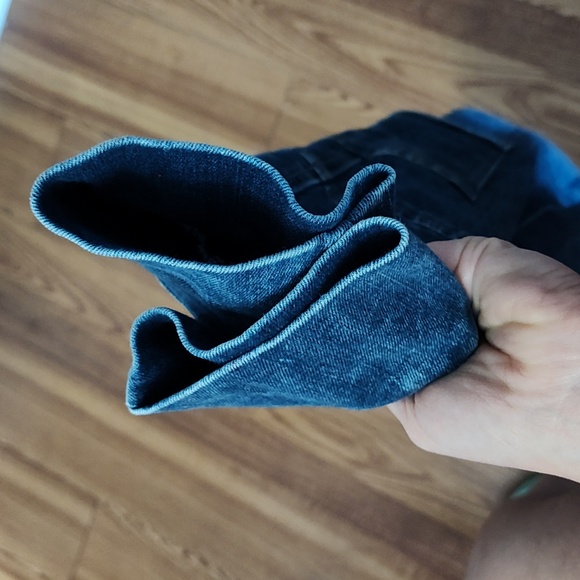 Boys signature Levi jeans - Picture 5 of 6